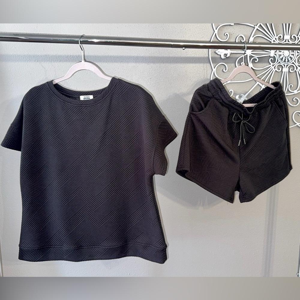 Sassy Southern Girl Boutique, Black textured top & shorts matching set